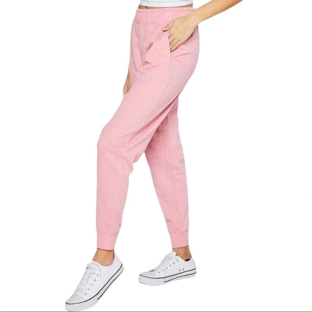 NWOT REFLEX 2 Piece Loungewear Set in Strawberry‎ Pink. Size Large